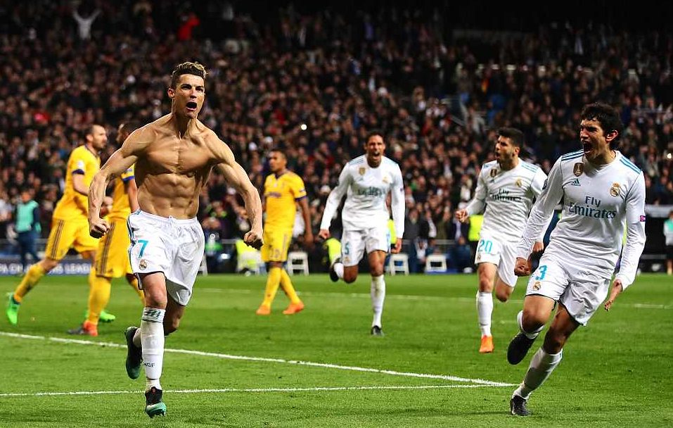 Cristiano Ronaldo festeggia il gol del 1-3 che spedisce il Real Madrid alle semifinali di Champions League. Foto: Getty Images.