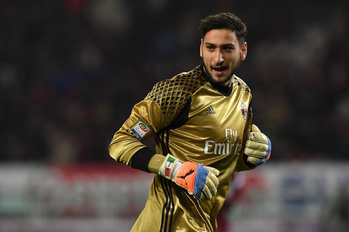 Gianluigi Donnarumma con la maglia del Milan