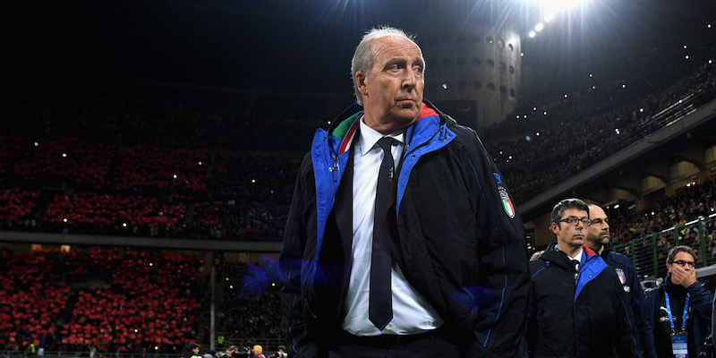 Giampiero Ventura, ex-allenatore dell'Italia, immortalato durante Italia-Svezia allo stadio Giuseppe Meazza a San Siro. Foto: Getty Images