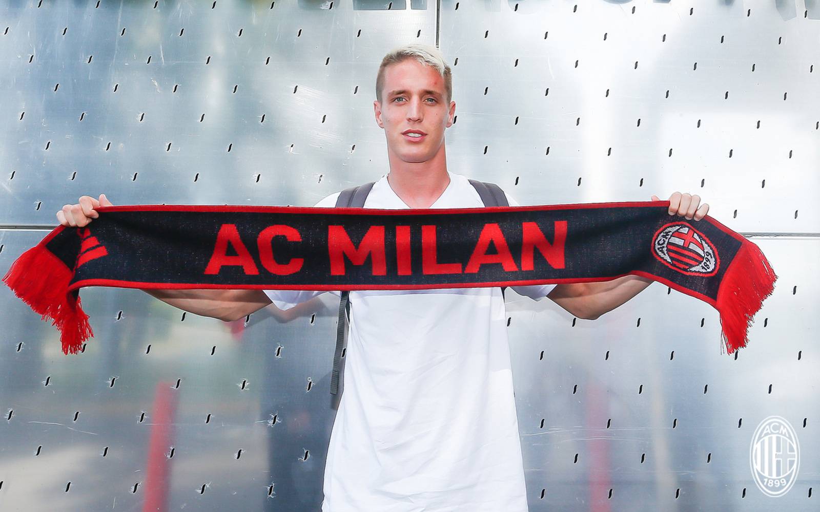 Conti Milan 