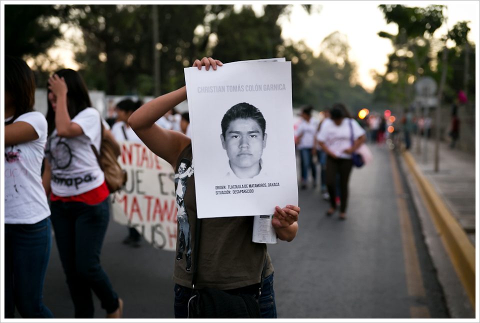 Oaxaca, manifestazione per Ayotzinapa