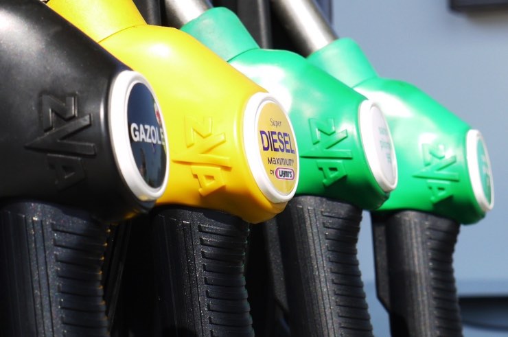 Prezzi benzina in rialzo? Perché arrivano ai due euro 
