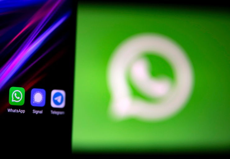 misteri app WhatsApp: messaggi eliminati