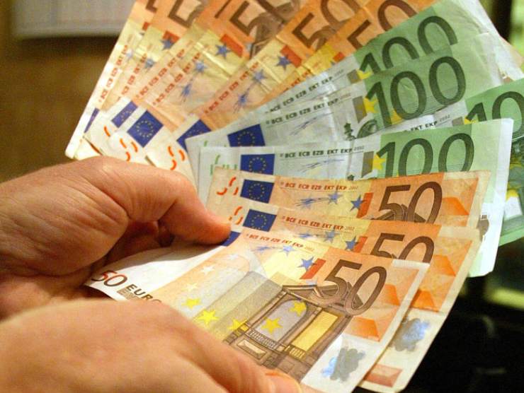 Trucco delle buste, 5.000 euro