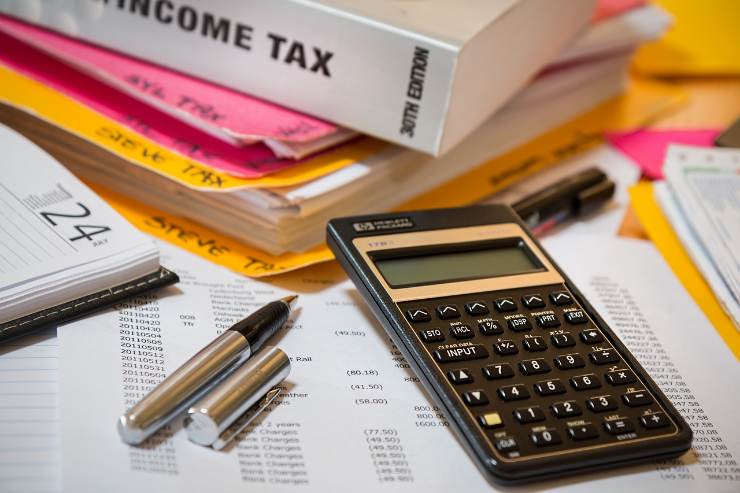 Gli aumenti di tasse ed imposte previsti nella nuova manovra finanziaria: ecco quali sono
