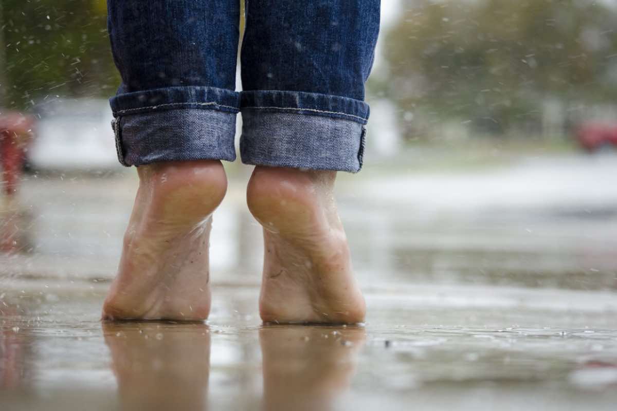 Piedi e inestetismi come risolverli in modo naturale