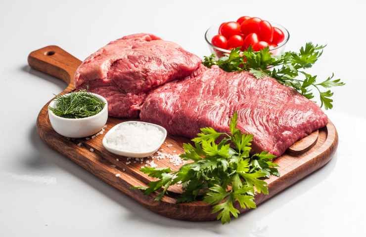 carne rossa grassi saturi