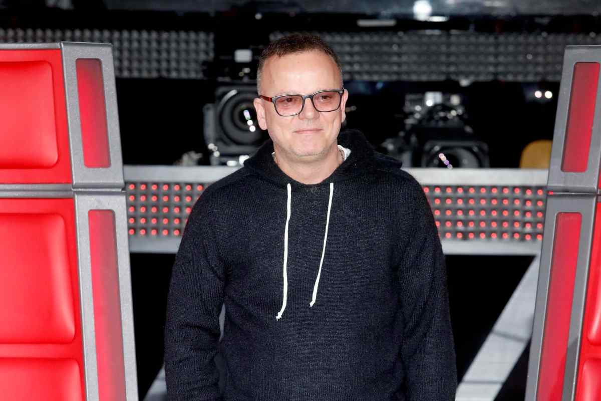 Gigi D'Alessio lascia di stucco, il gesto ha scatenato il pubblico