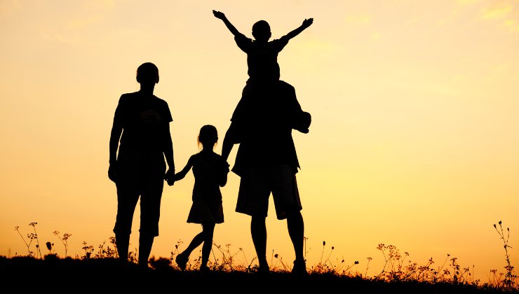 Legge di Bilancio, i 5 nuovi aiuti previsti per i genitori