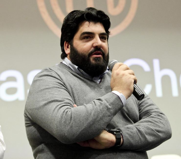 Antonino Cannavacciuolo: quanti chili ha perso Antonino Cannavacciuolo: quanti chili ha perso