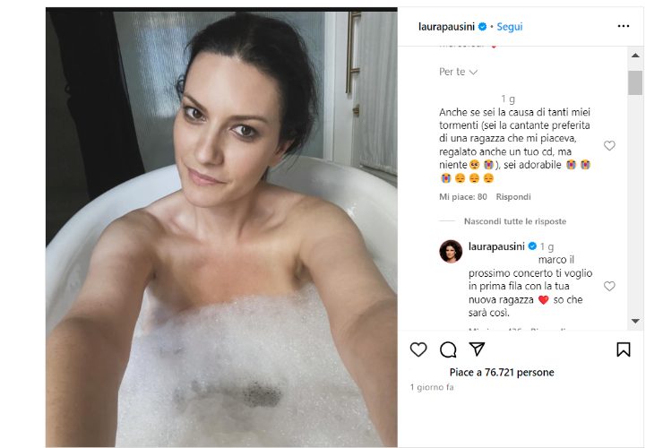 laura pausini senza veli social