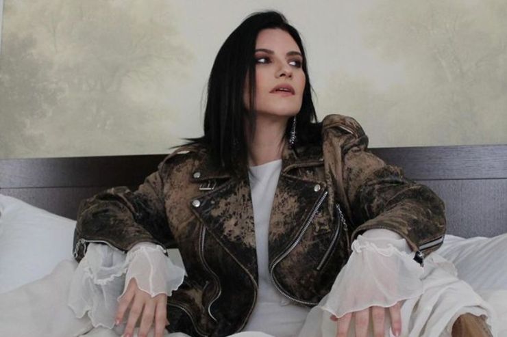 laura pausini esplode tv spagnola