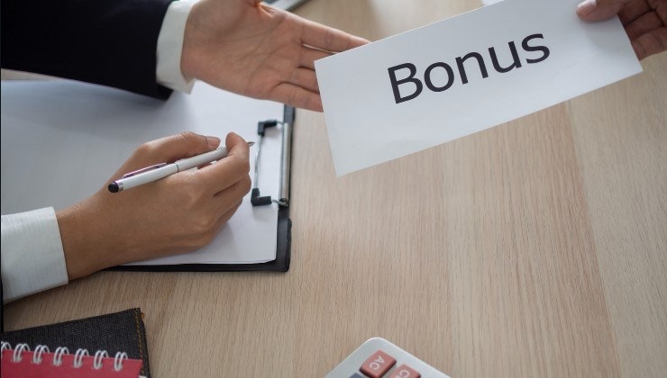 bonus in busta paga prorogati: quali sono