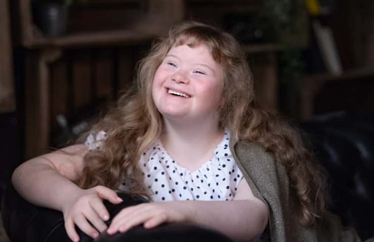 Ragazza affetta da sindrome di Down 