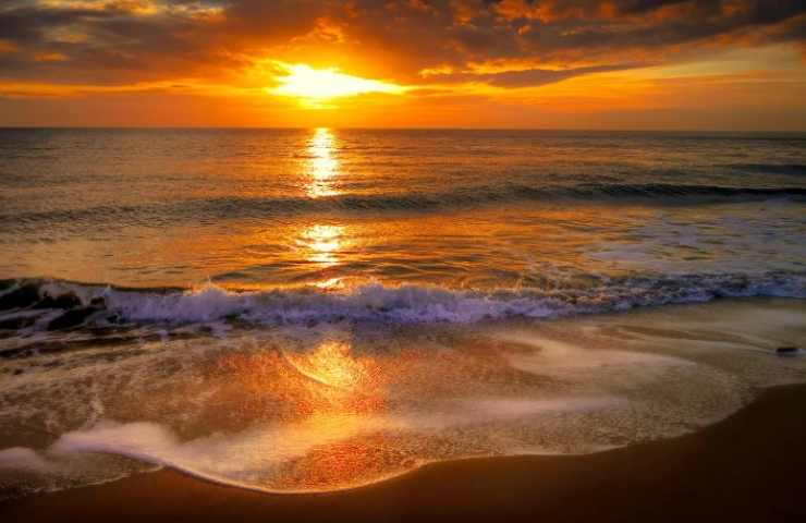 tramonto al mare