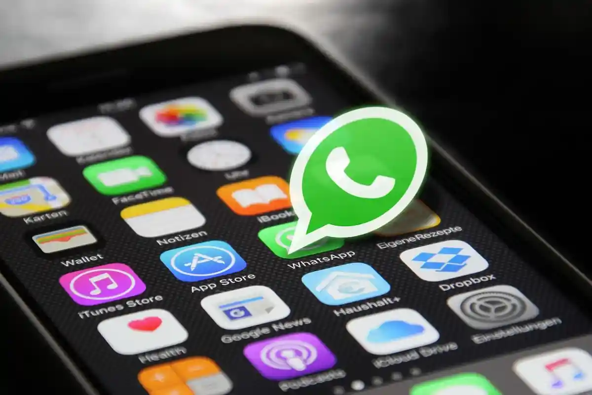 WhatsApp su telefono