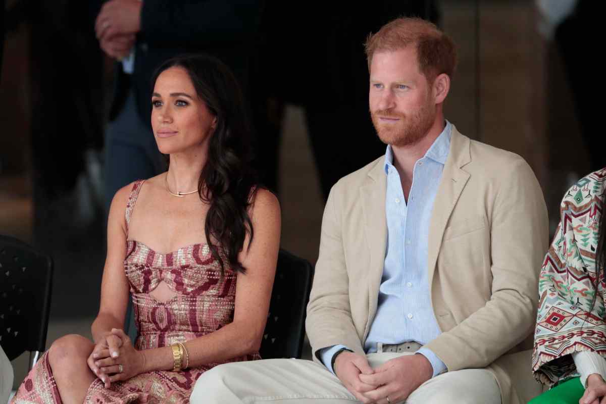 Harry e Meghan in primo piano