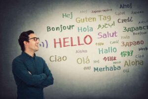 L’intelligenza artificiale scopre le “regole segrete” delle lingue: italiano e giapponese più simili del previsto