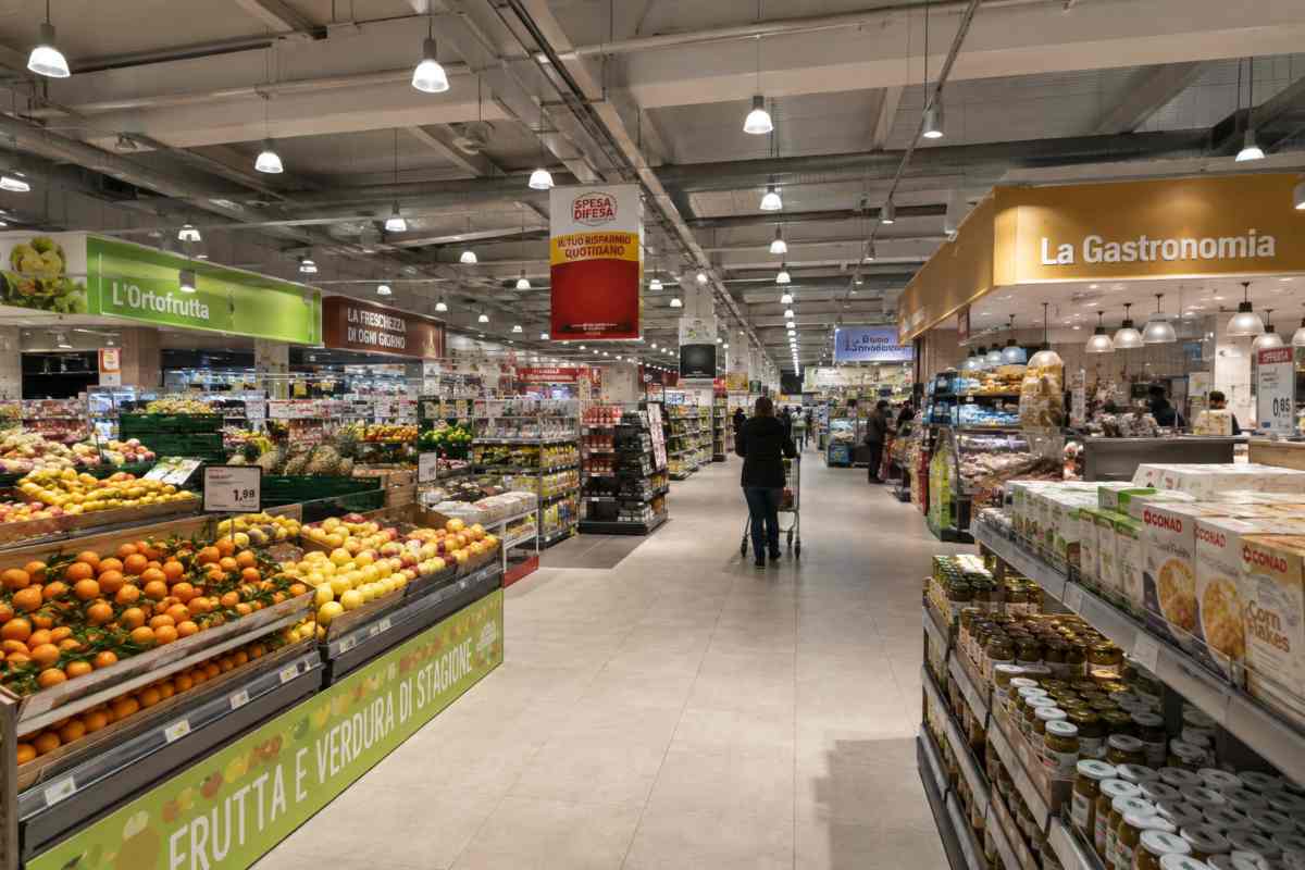 interno di un supermercato